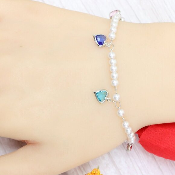 "Trendy Handmade Bracelet – A Thoughtful Gift for Girls & Women | UNVRC1440 - Picture 10 of 10